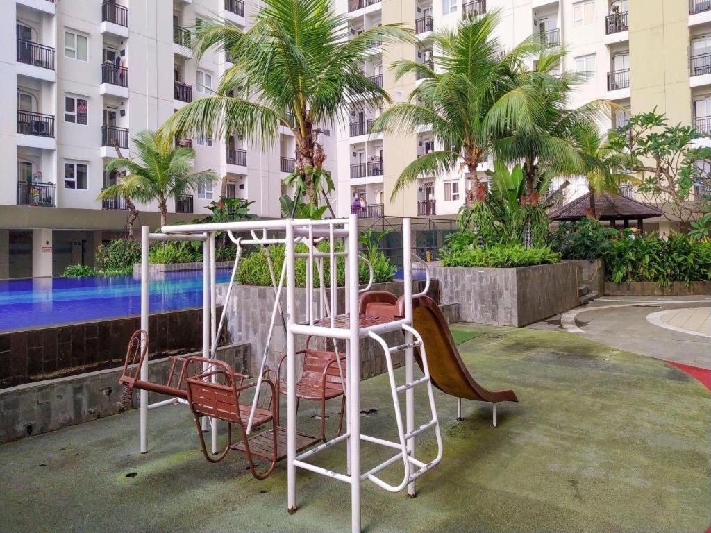 Resor Cinere By Gold